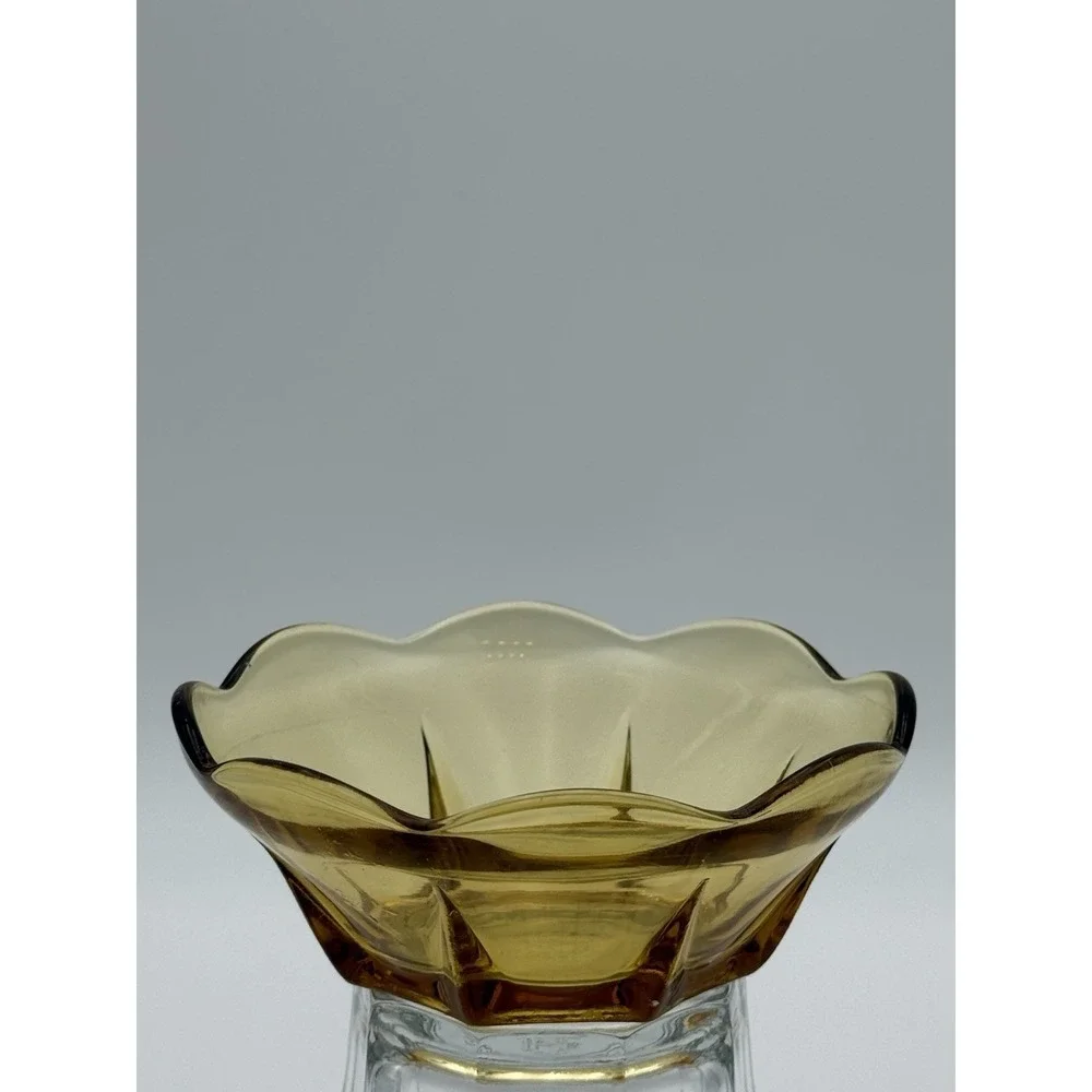 Yellow Amber Glass Bowl Mid Century‎ Modern Look Scalloped Edge 5x2 Vintage